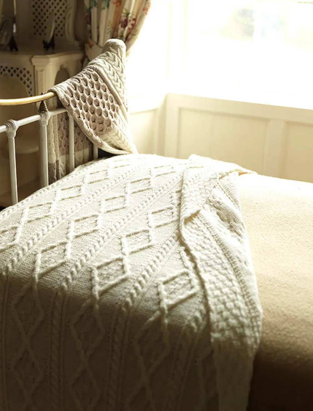 Glenaran Knitted Wool Throws^Diamond Aran Throw