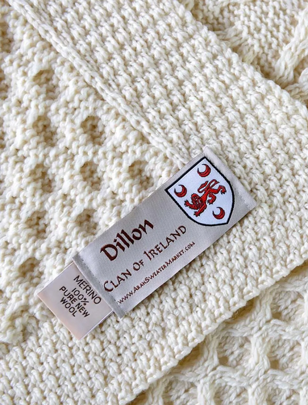 Glenaran Clan Throws^Dillon Clan Aran Throw